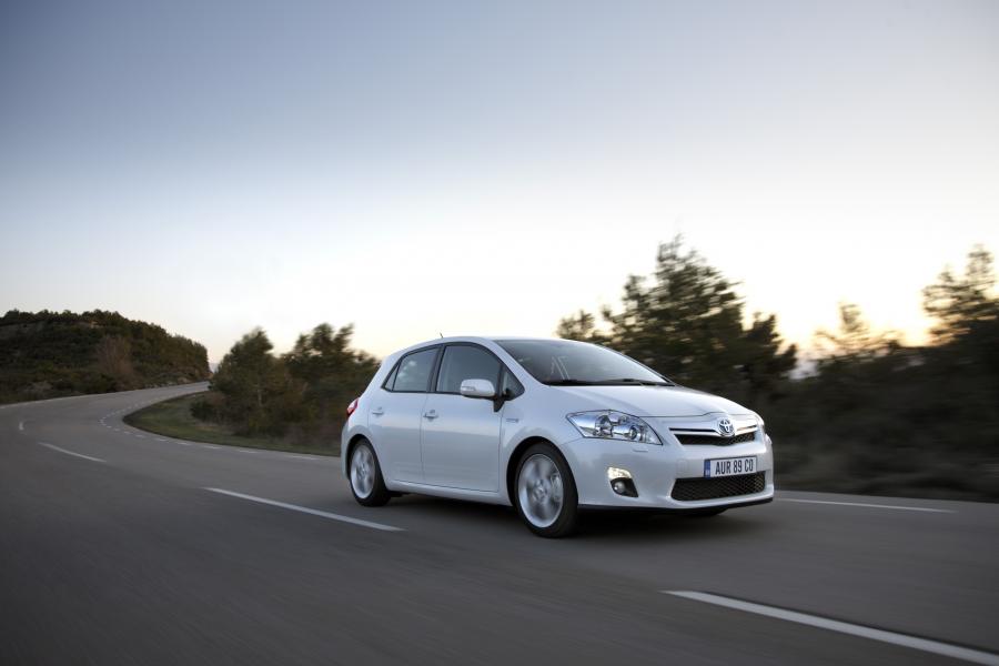  Toyota Auris HSD 2010 года  (фото 78 из 111)